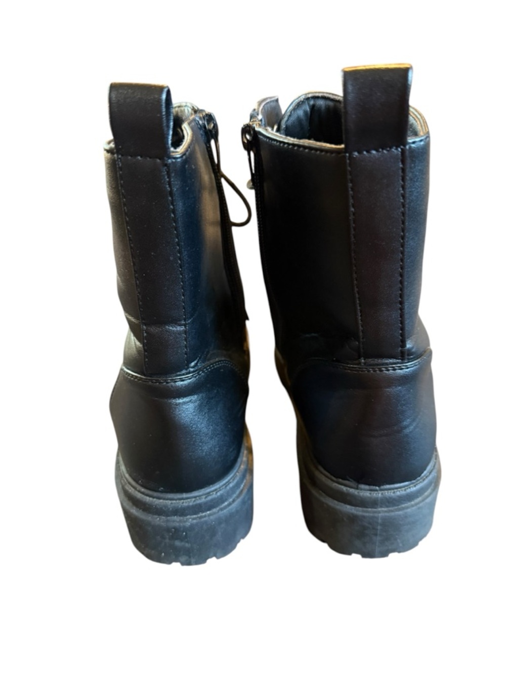 Women’s Charlotte Russe black combat boots with platform Size 8 - Picture 3 of 7